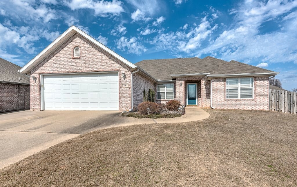 Property Photo: 201 Halleck Coach Road AR 72719