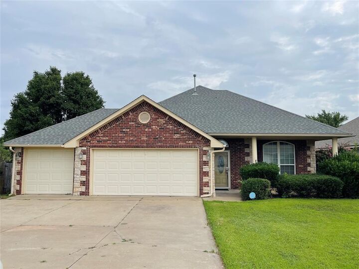 105 SE 34th Street  Moore OK 73160 photo