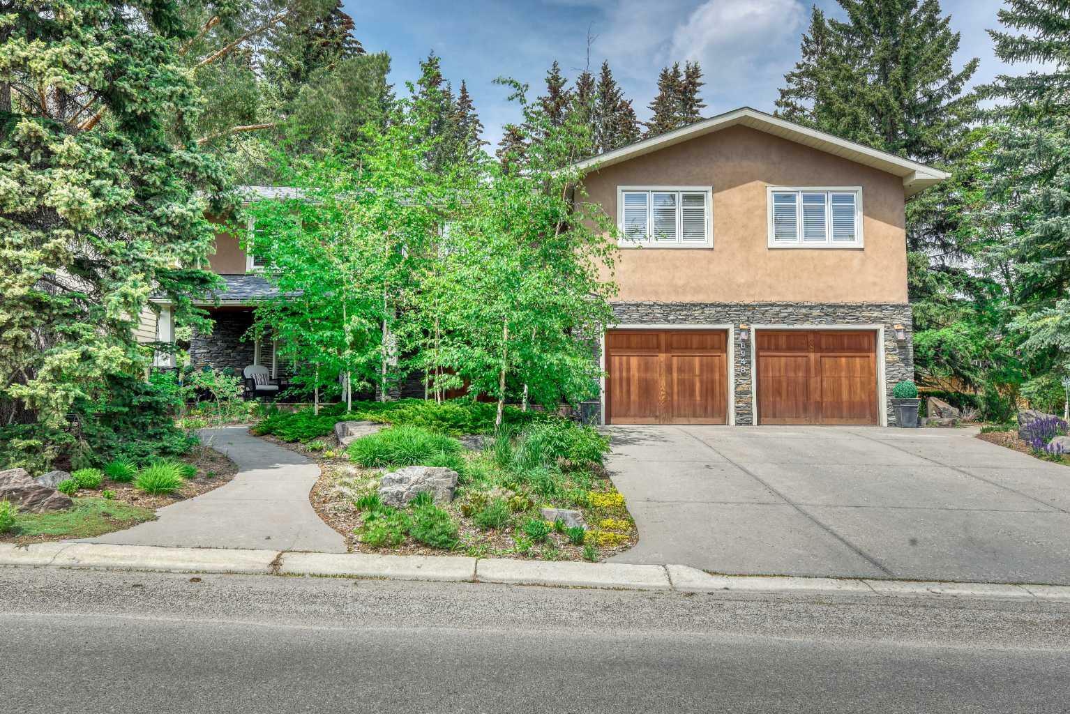 6948 Livingstone Drive SW  Calgary AB T3E 6J5 photo