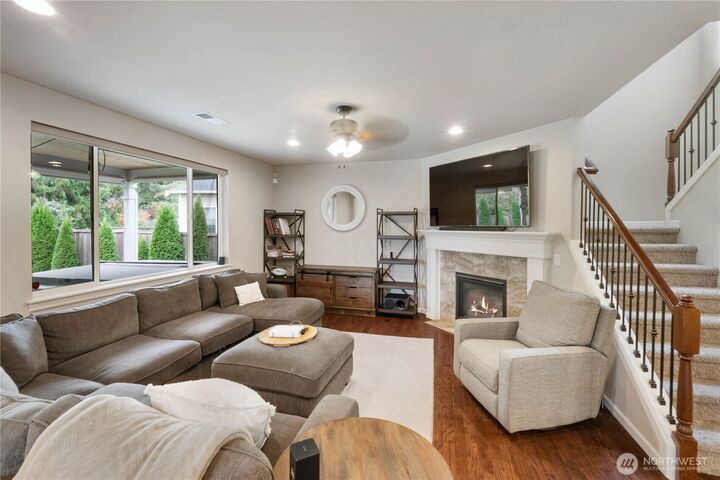 Property Photo: 17302 114th Avenue E WA 98374