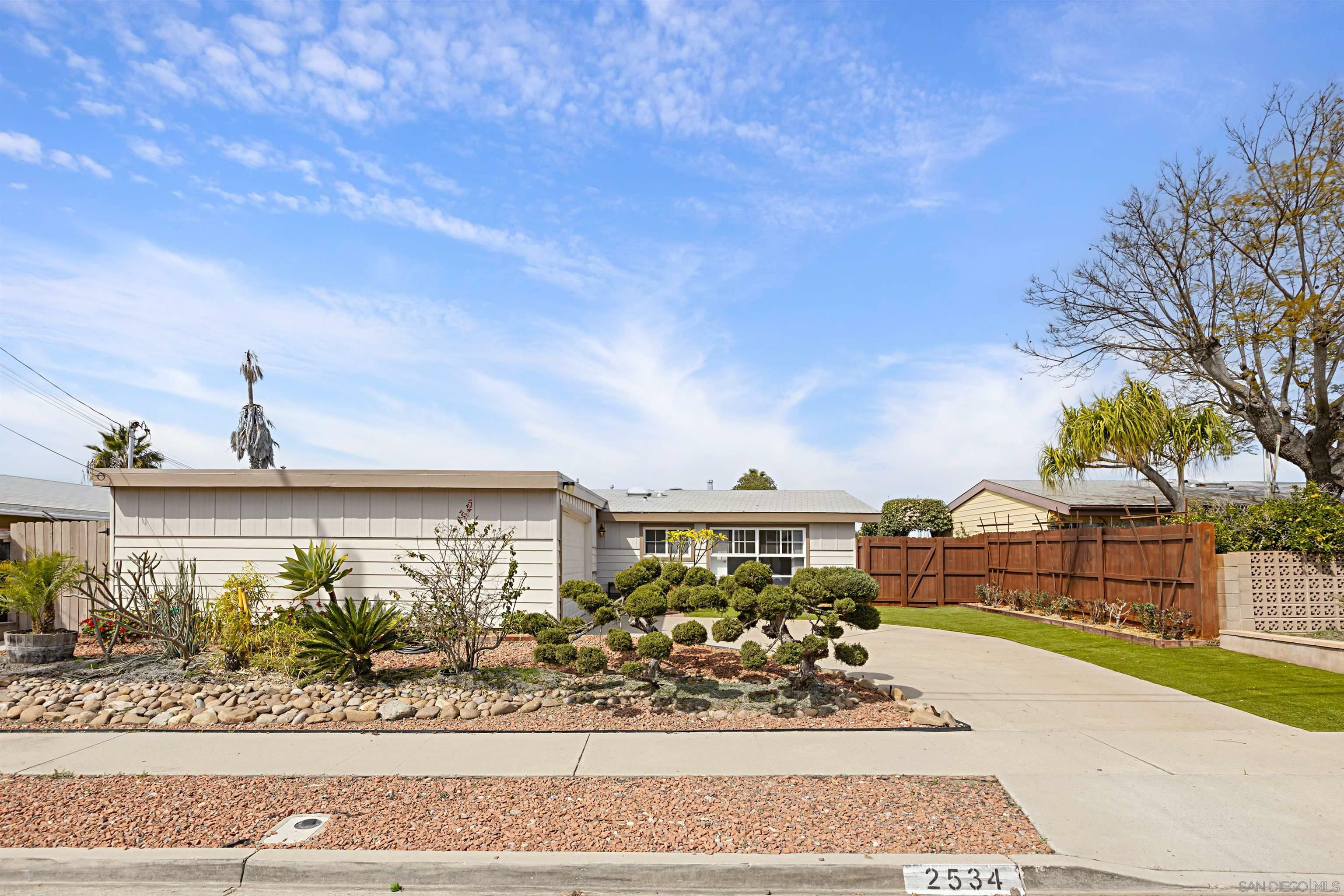 Property Photo: 2534 Bartel St CA 92123