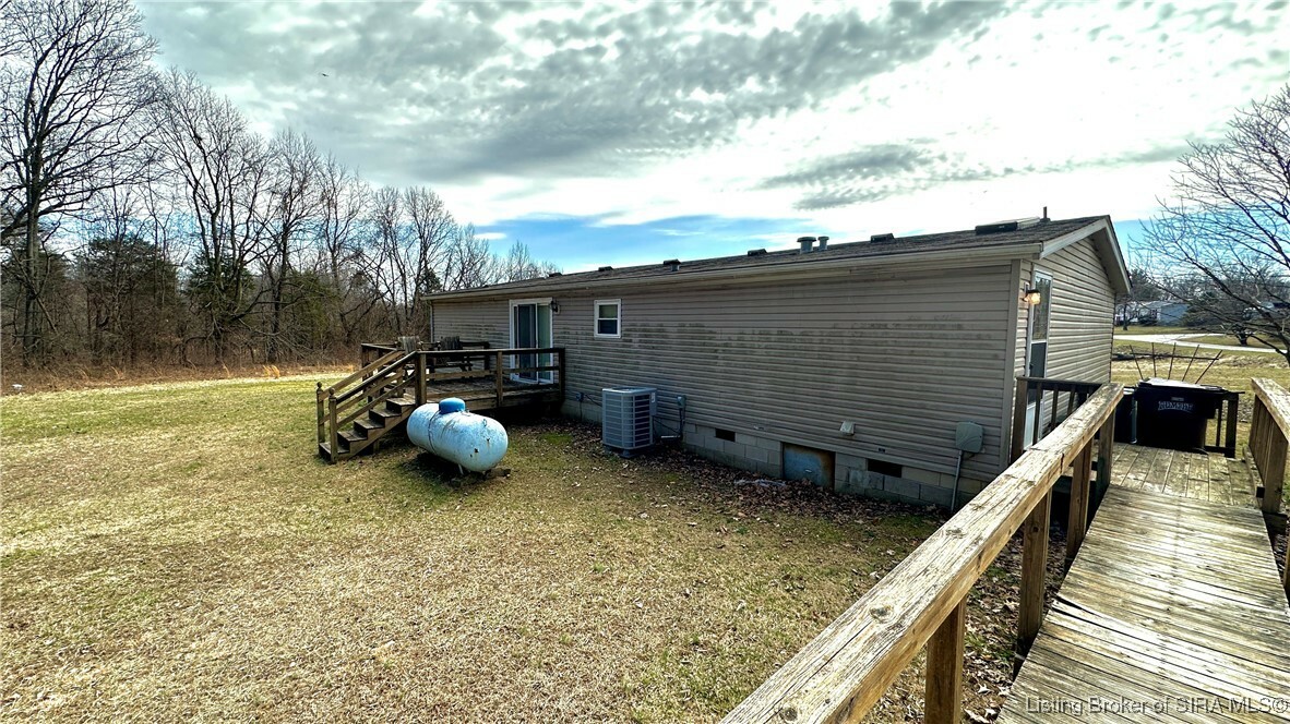 Property Photo:  5788 E Priddy Road  IN 47165 