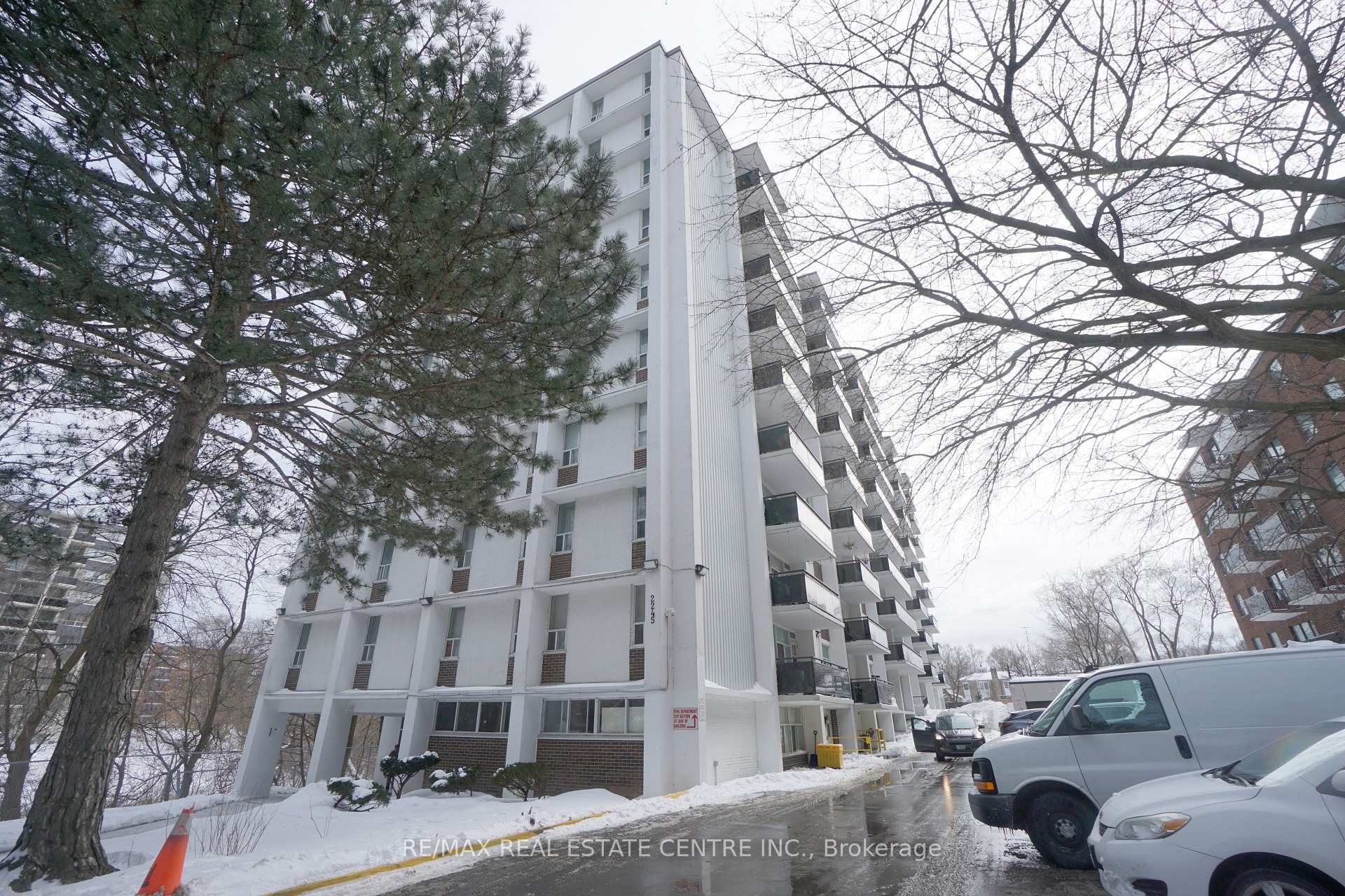 2245 Eglinton Ave E 807  Toronto ON M1K 2N3 photo