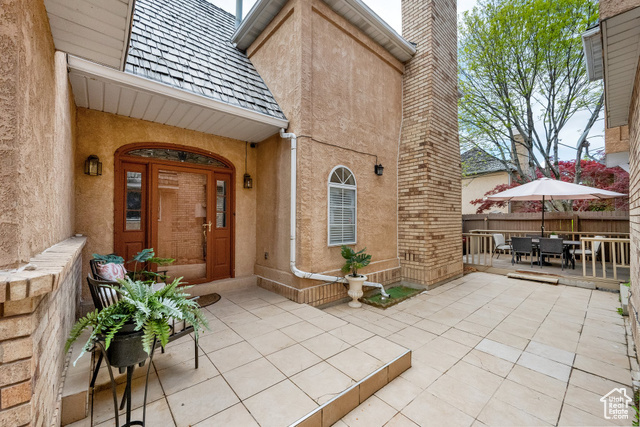 Property Photo: 4520 S Countrylane Rd E UT 84117