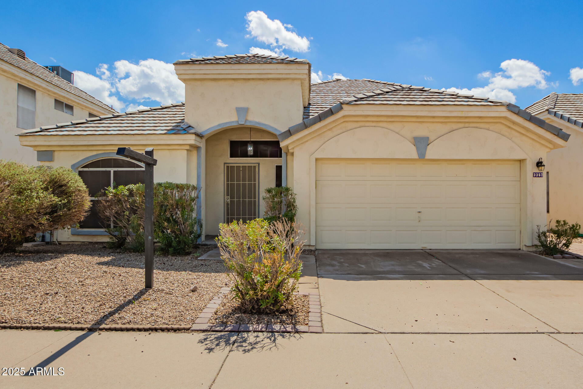 3357 W Barcelona Drive  Chandler AZ 85226 photo