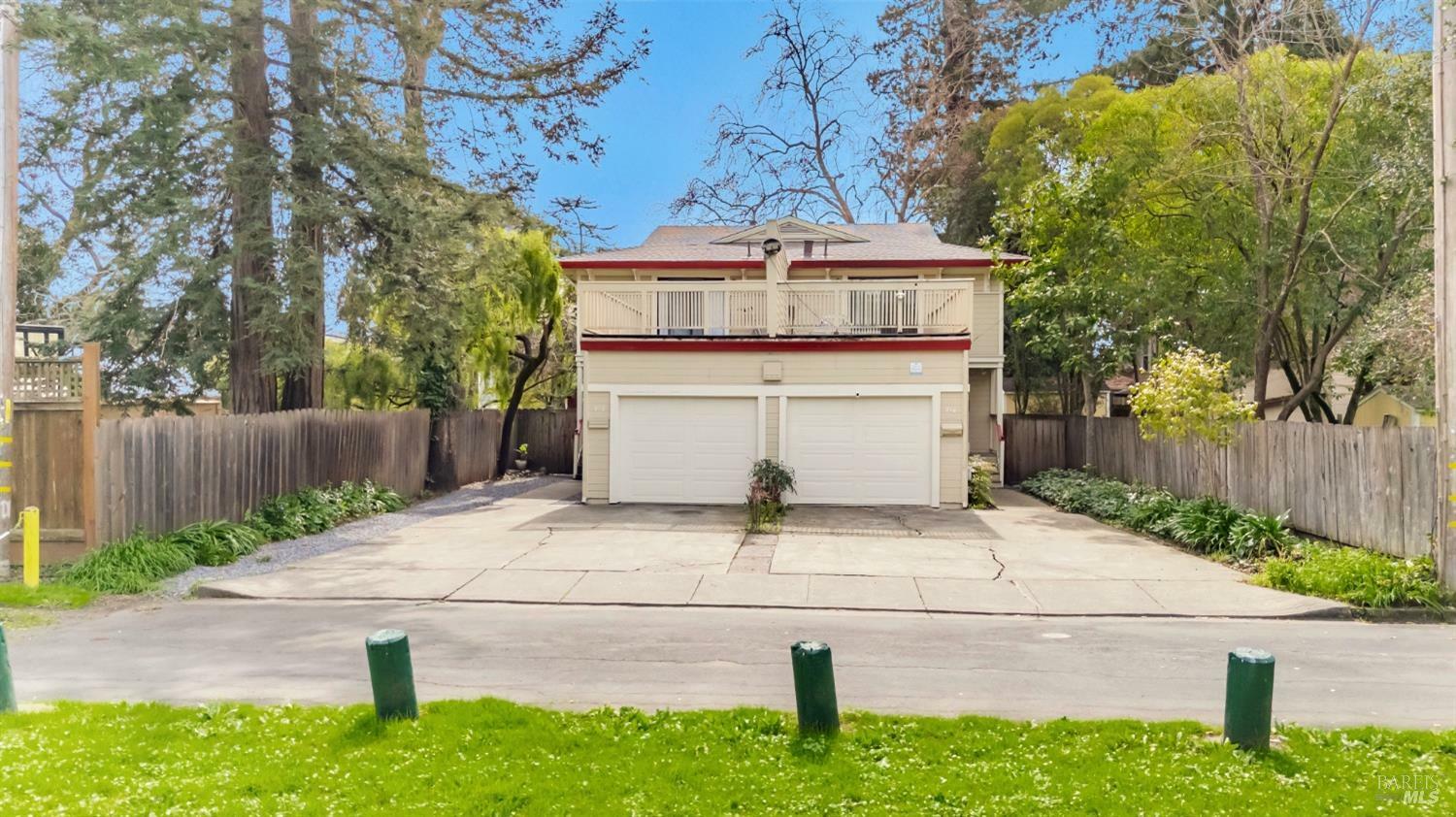 Property Photo:  710 712 Rae Street  CA 95404 