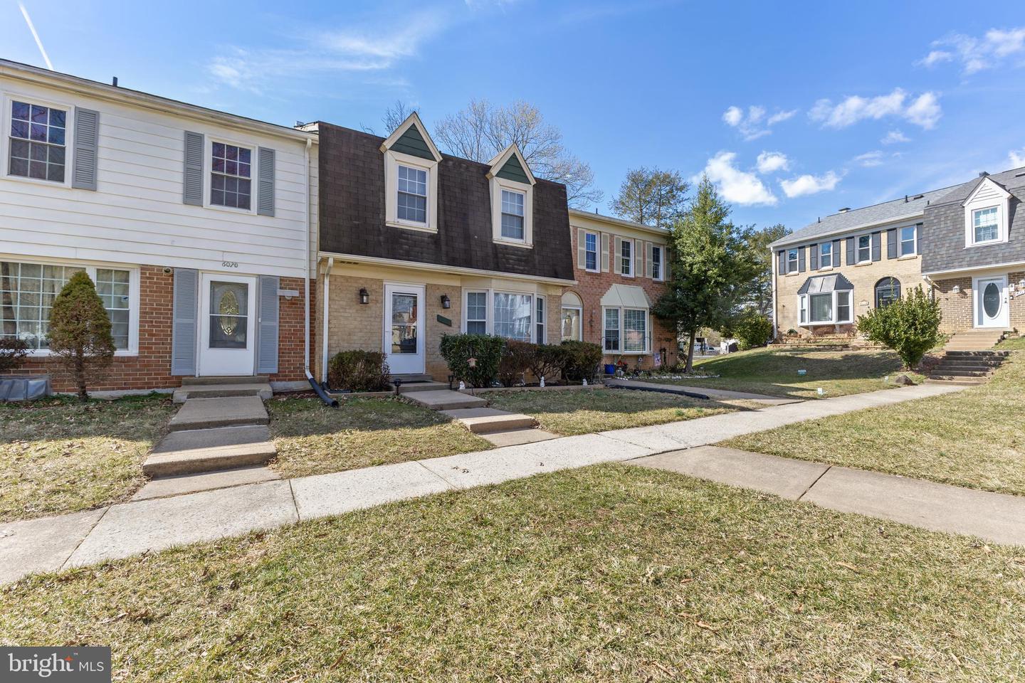 Property Photo: 6018 Mardale Lane VA 22015