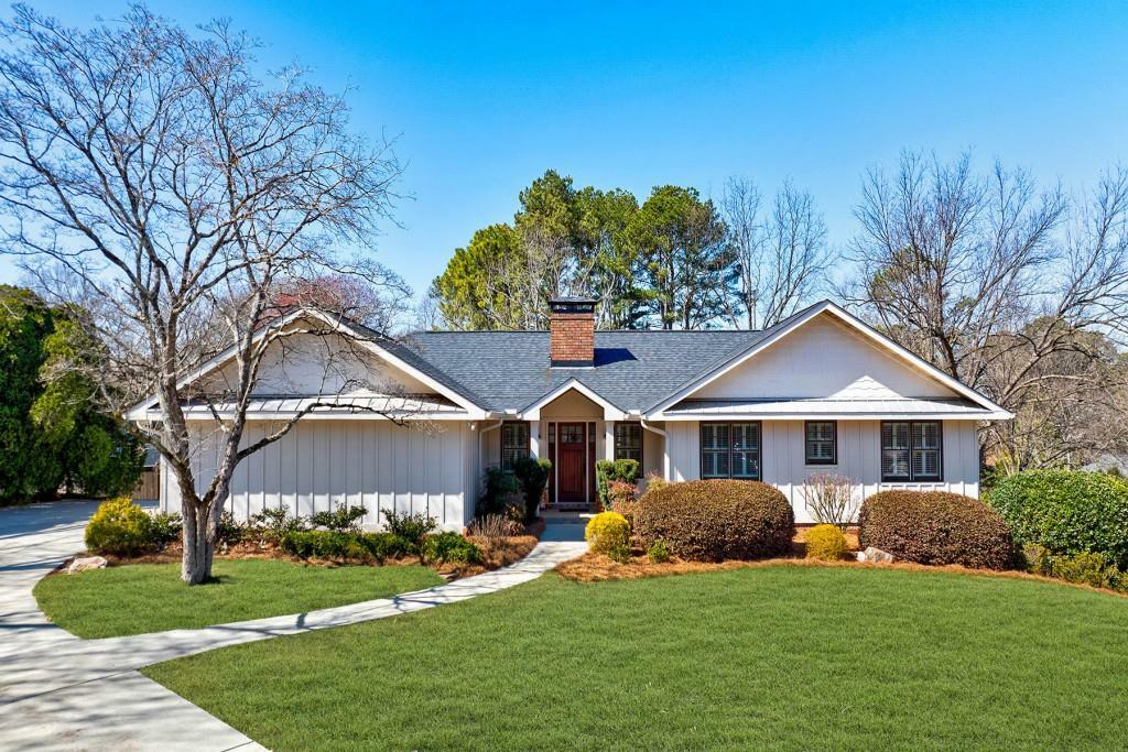 Property Photo:  180 Saddle Creek Drive  GA 30076 