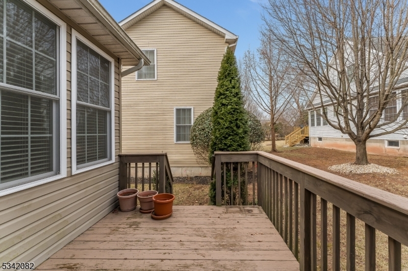 Property Photo:  29 Phipps Ct  NJ 08822 