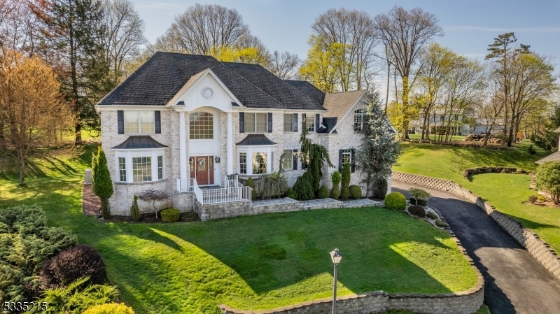 Property Photo: 6 Baldwin Ct NJ 07004
