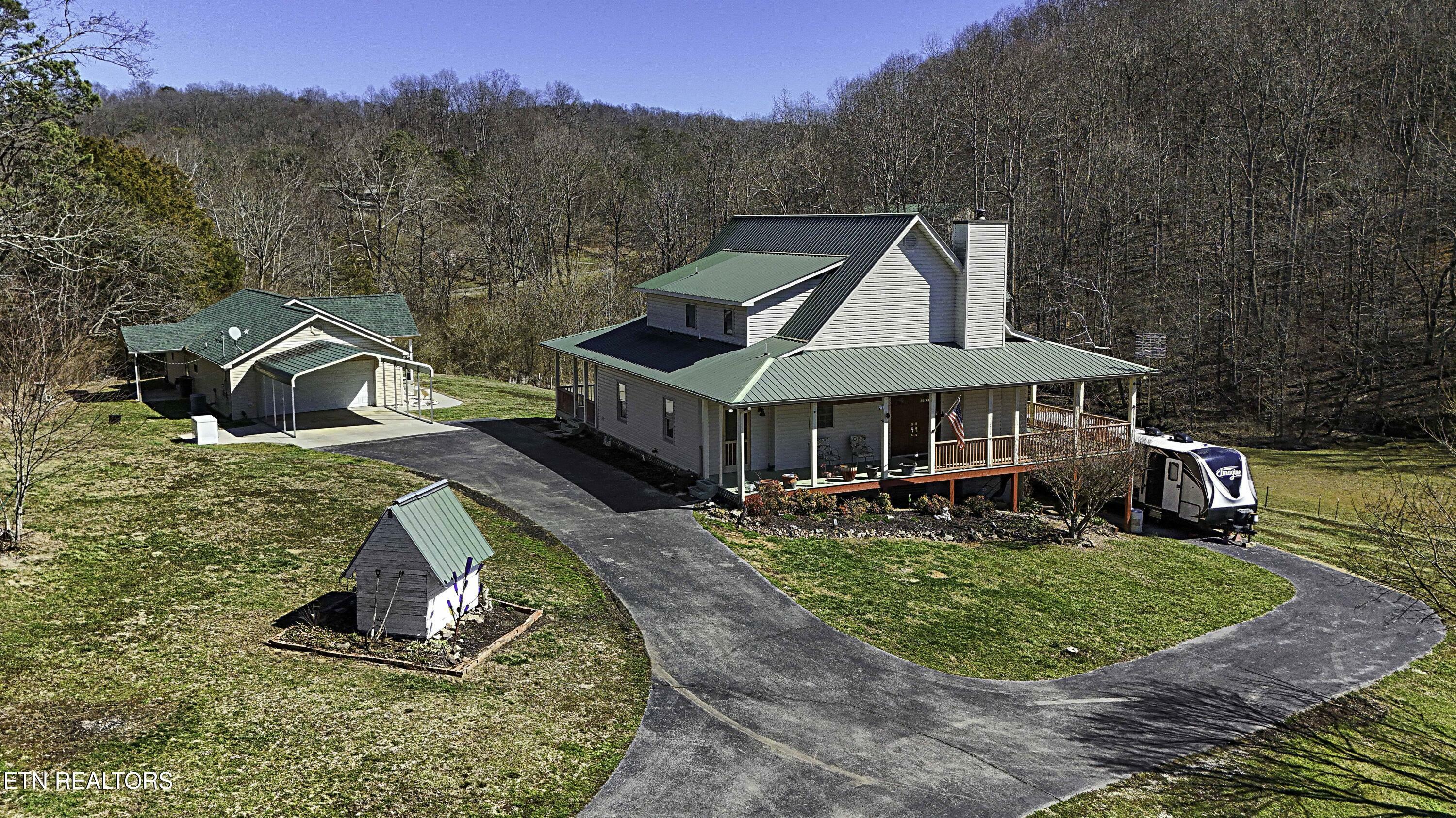 1140 Tater Valley Rd  Washburn TN 37888 photo