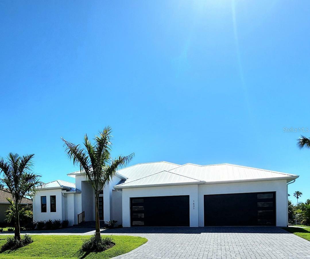 Property Photo: 1631 Casey Key Drive FL 33950