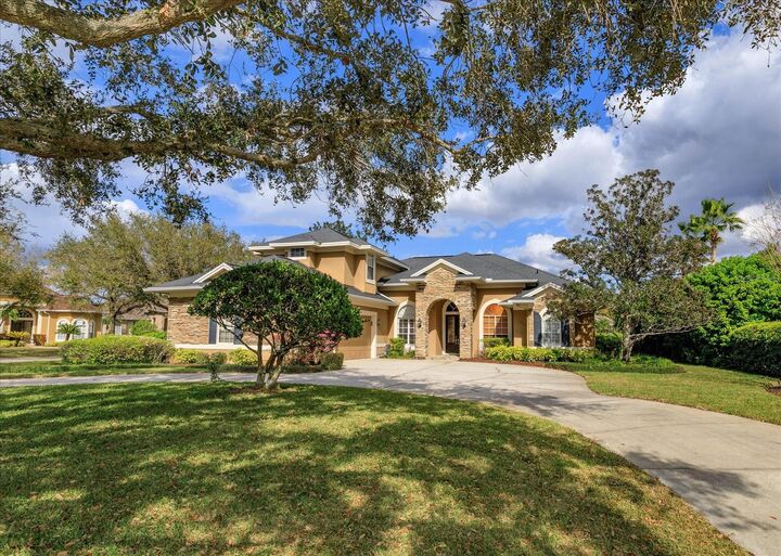 Property Photo: 1704 Kersley Circle FL 32746