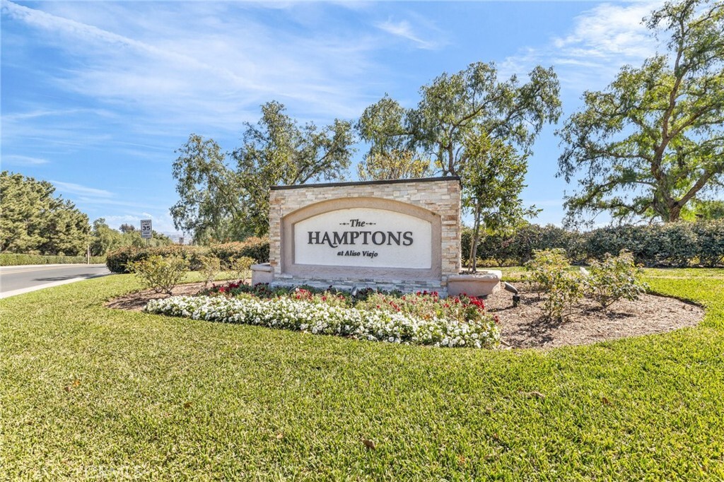 Property Photo: 8 Haley Court 27 CA 92656
