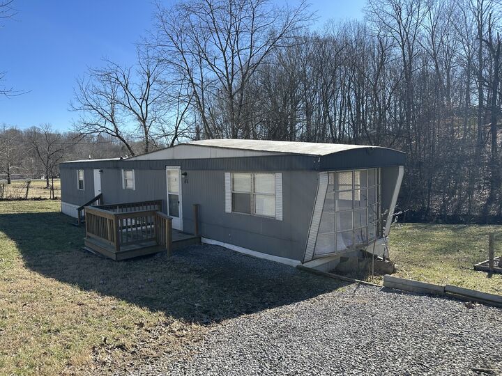 Property Photo: 46 Emery Dr KY 42164