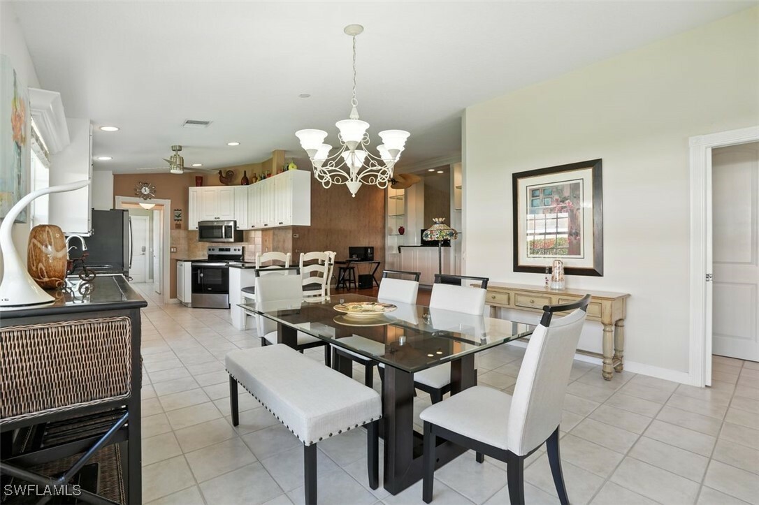 Property Photo: 4588 Pasadena Court FL 34109