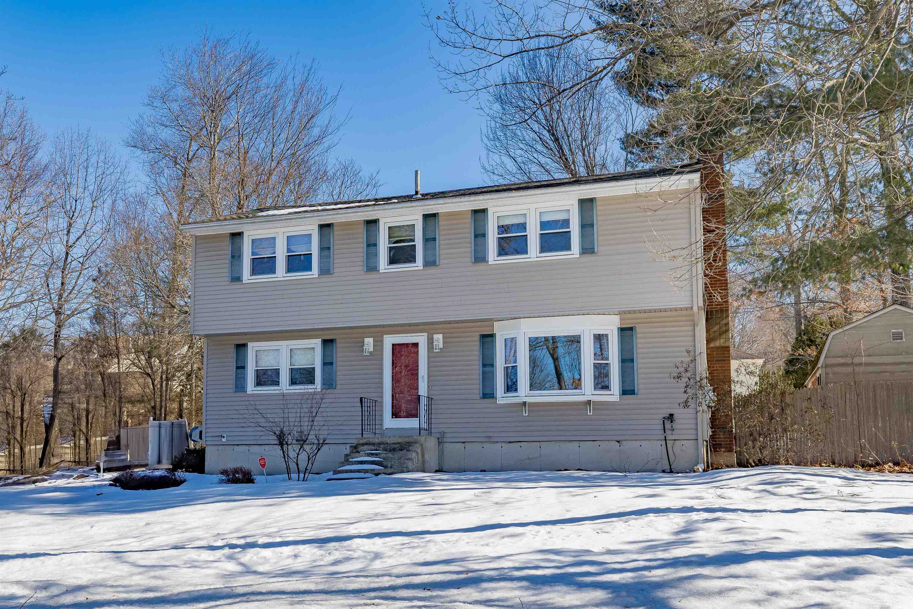 Property Photo: 92 Peele Road NH 03062