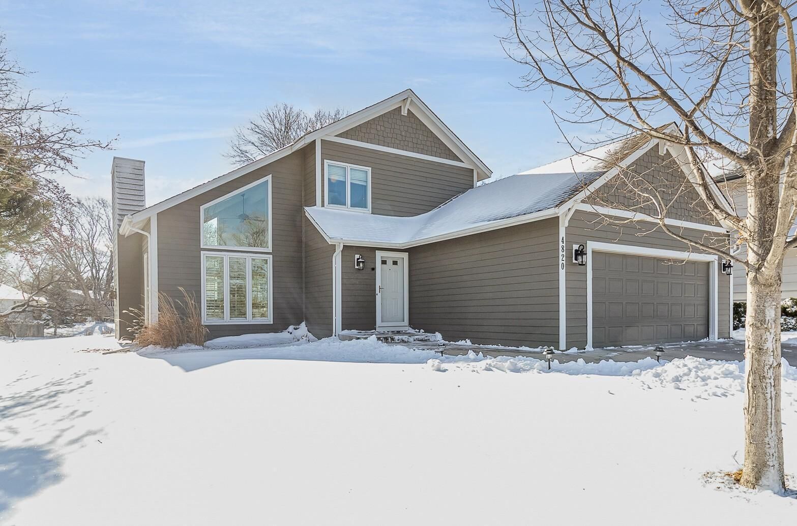 Property Photo: 4820 Erickson Drive MN 55428
