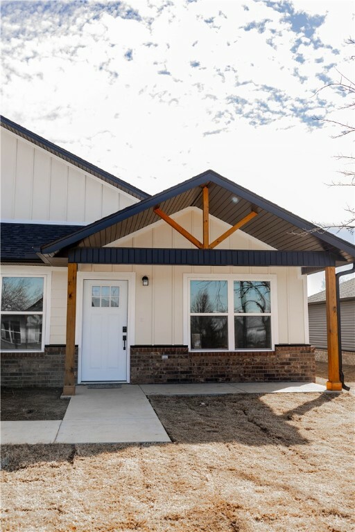 Property Photo: 1412 Emelyn Lane AR 72761
