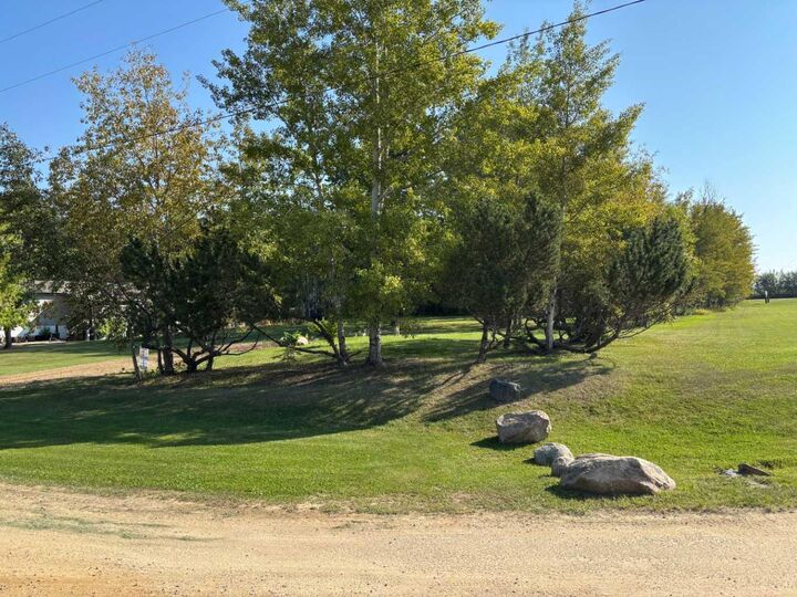 Property Photo: 660022 - Range Road 225.5 (Unit 51) #5 AB T9S 1C4