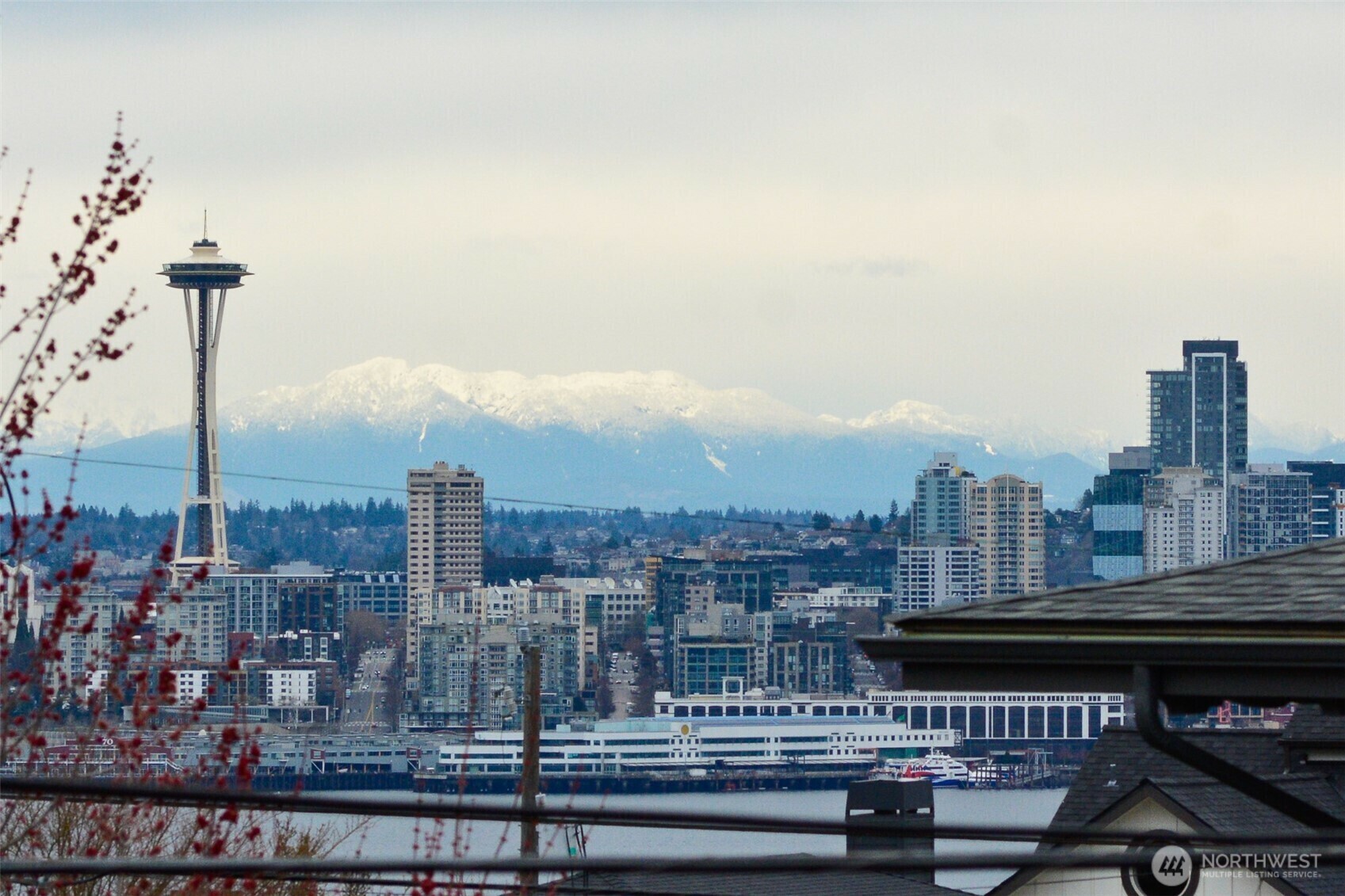 Property Photo: 1512 California Avenue SW 202 WA 98116