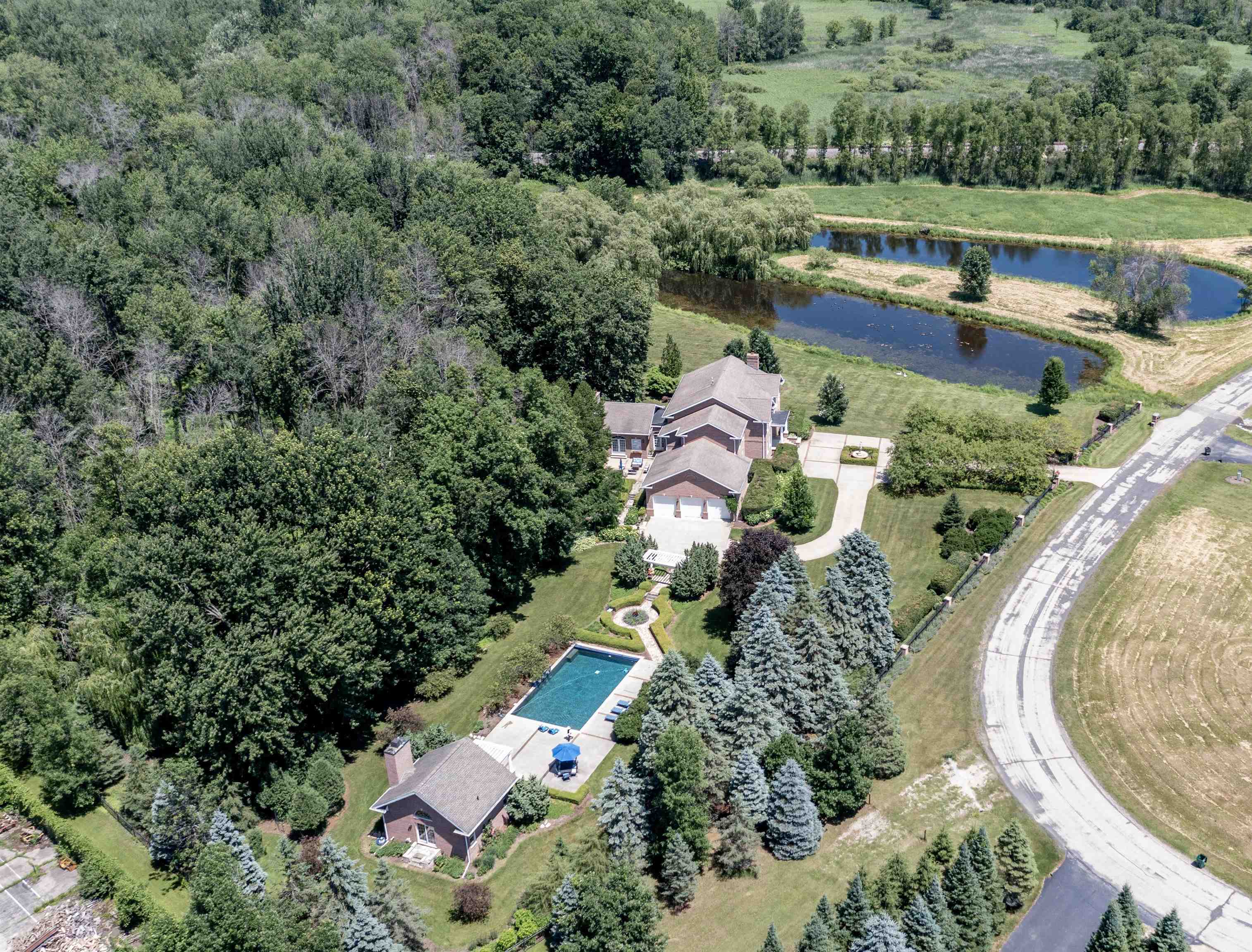 Property Photo: W9258 Lamise Way WI 54944