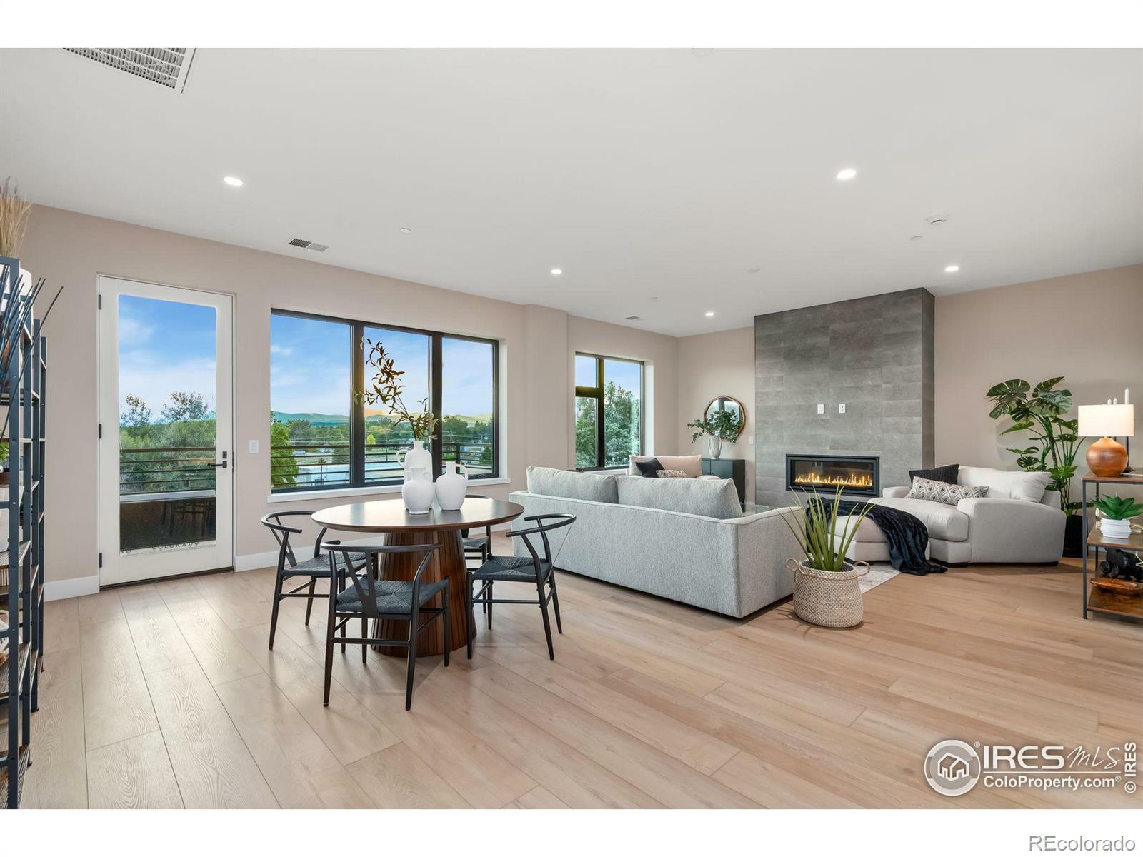 Property Photo: 205 E 6th Street 401 CO 80537