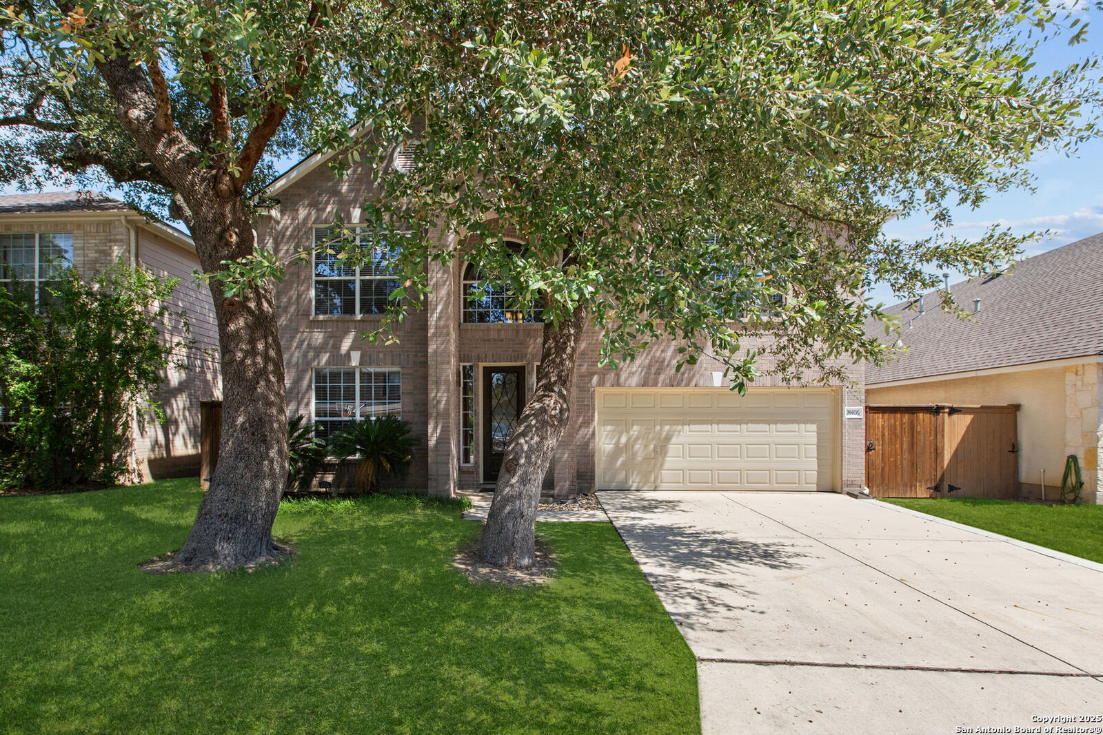 Property Photo: 24406 Treaty Crk TX 78255
