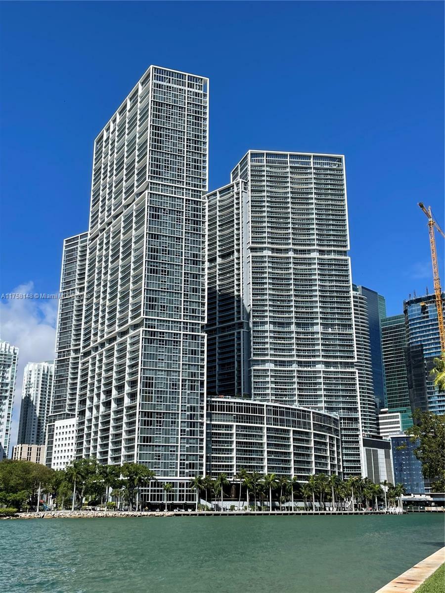 465 Brickell Ave 819  Miami FL 33131 photo