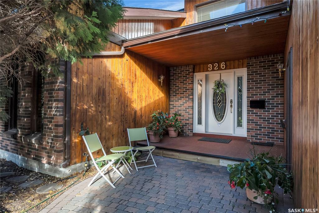 Property Photo:  326 Auld Place  SK S7K 4X1 