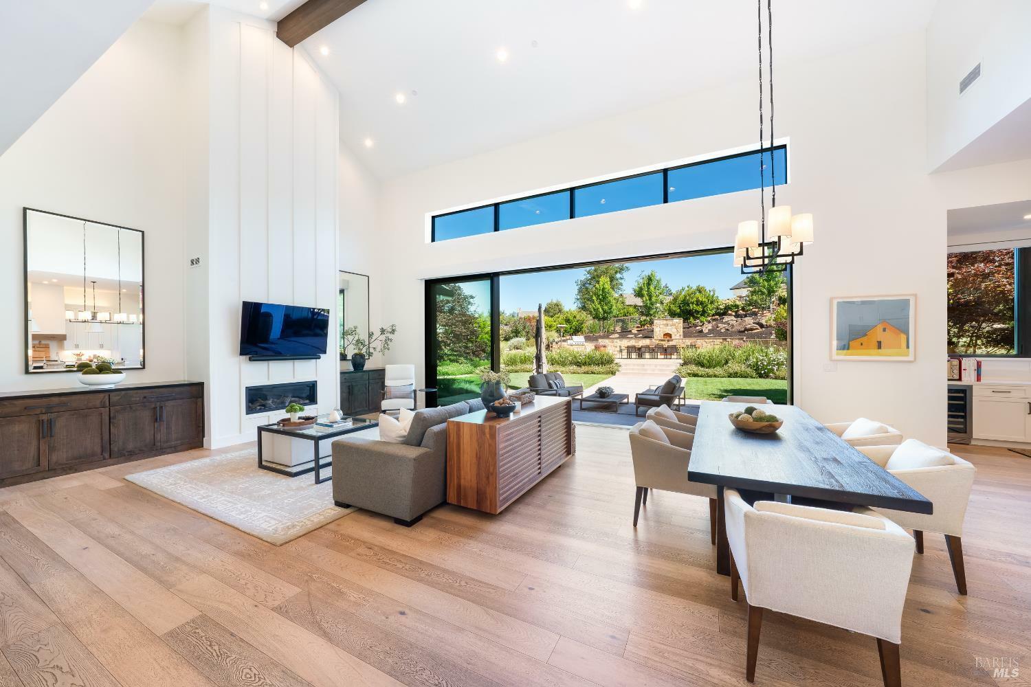 Property Photo: 3878 Horizon View Way CA 95404