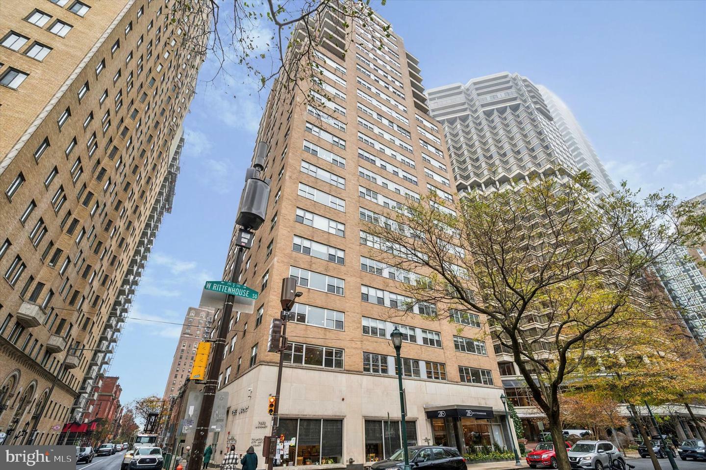 Property Photo: 220 W Rittenhouse Square 4D PA 19103
