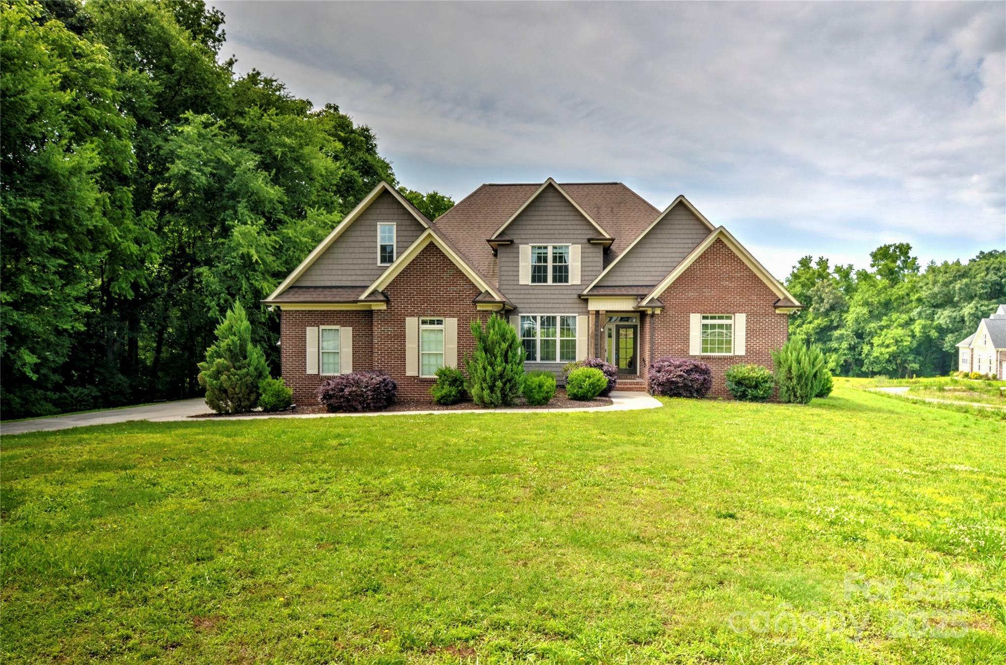 Property Photo: 1011 Duntov Drive NC 28110