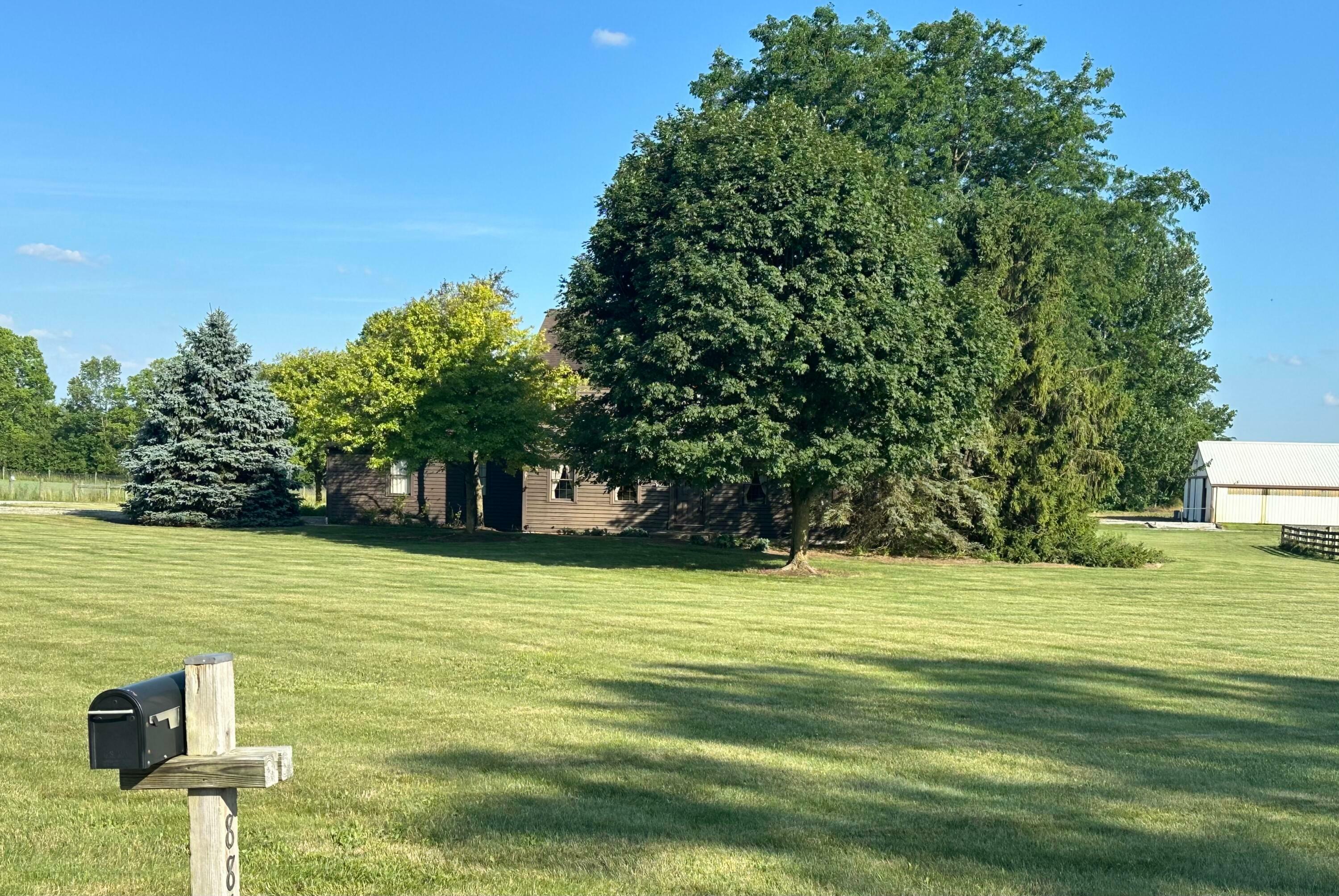 8871 Patterson Road  Hilliard OH 43026 photo