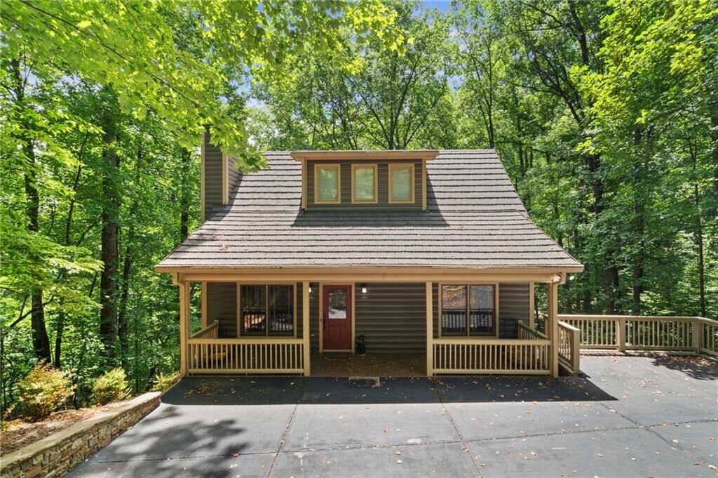 Property Photo:  862 Valley View Drive  GA 30143 