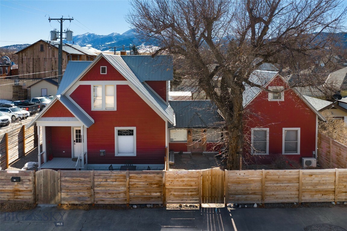 Property Photo: 215 W Lewis Street MT 59047