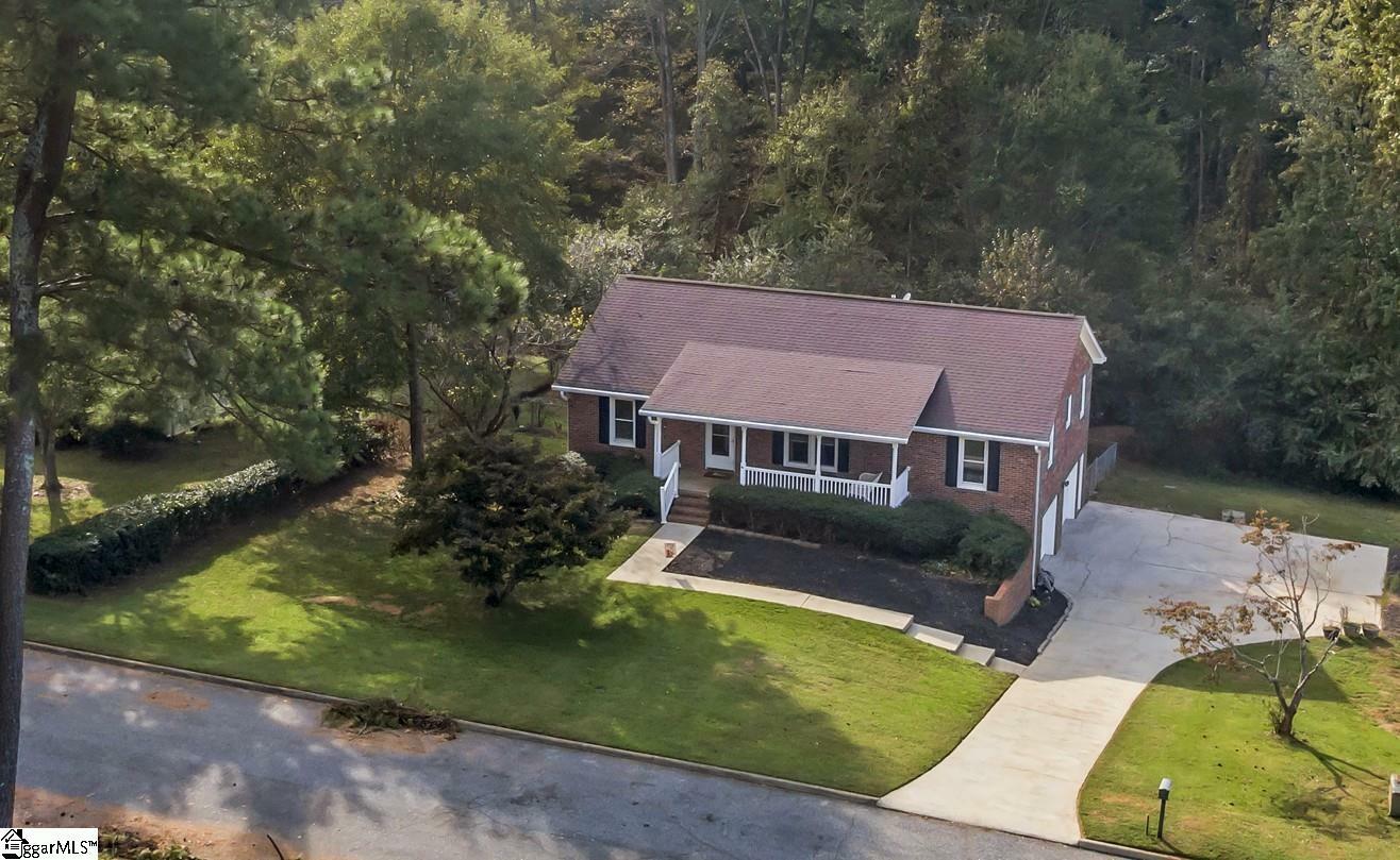Property Photo: 400 Quail Run Circle SC 29644
