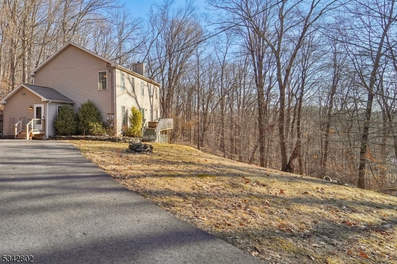 Property Photo:  1007 Hillside Ave  NJ 07860 