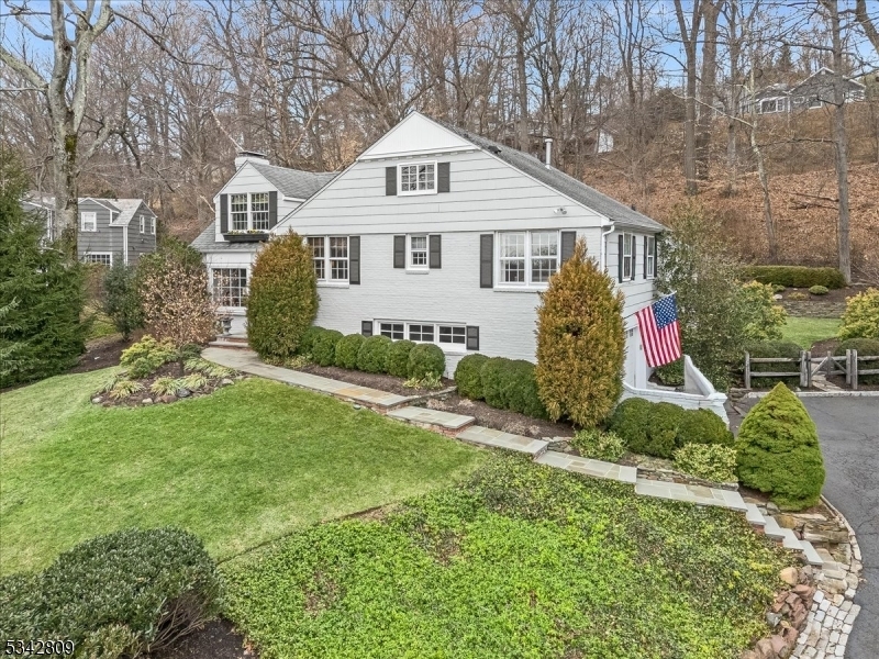 Property Photo:  363 Dogwood Way  NJ 07092 