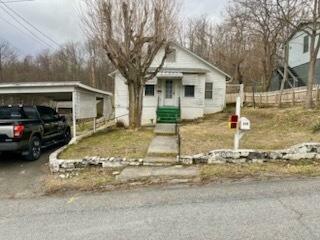 Property Photo:  409 Maple St  WV 24901 