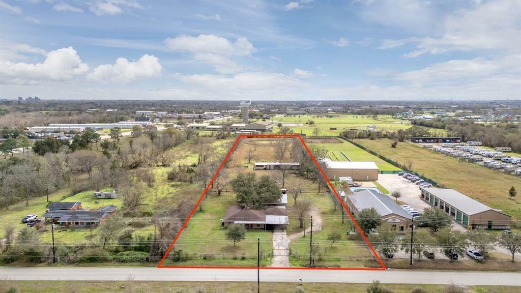 Property Photo: 203 W Archer Road TX 77521