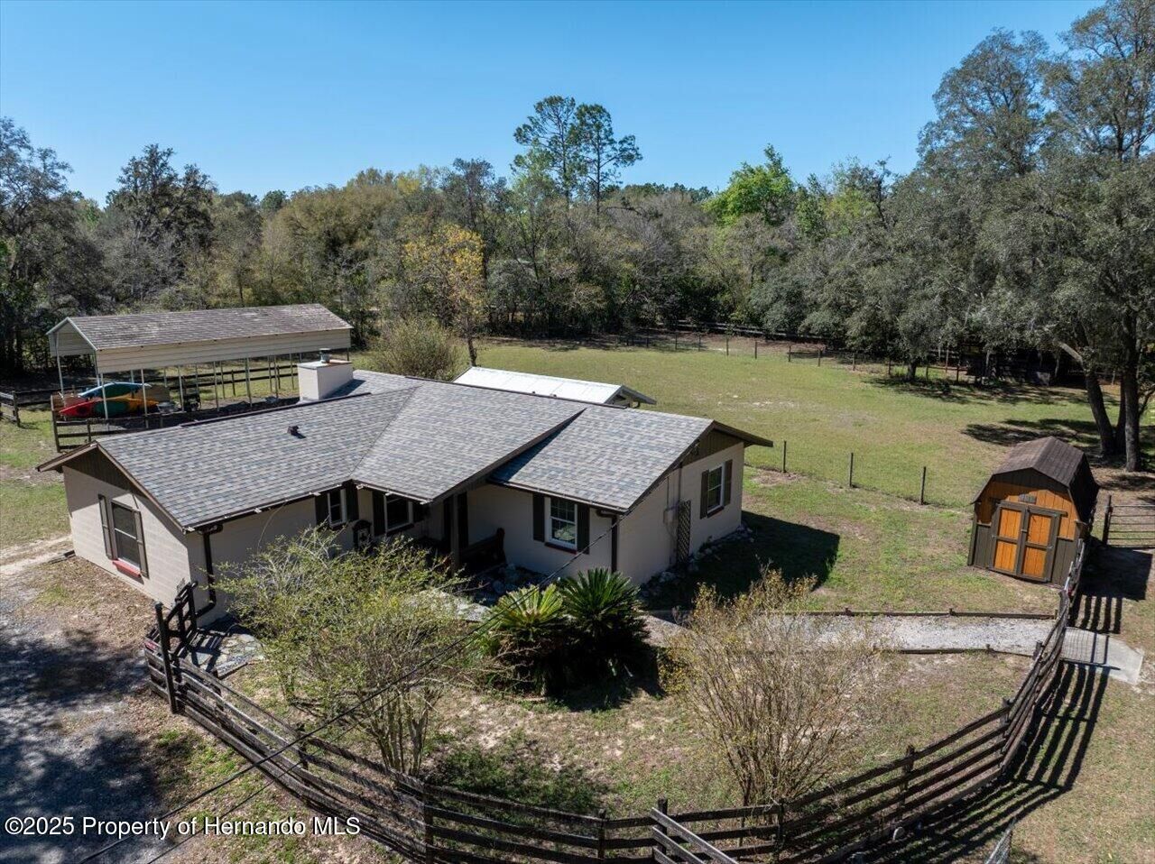 Property Photo:  9382 Wild Horse Trail  FL 34601 