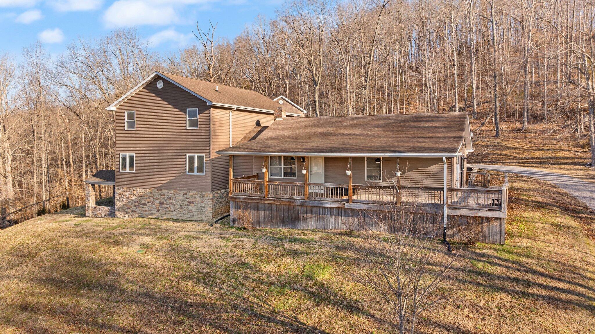 Property Photo: 1343 Bastin Creek Road KY 40442