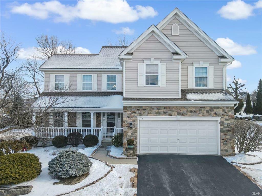Property Photo: 1363 Hedgerow Drive PA 18040