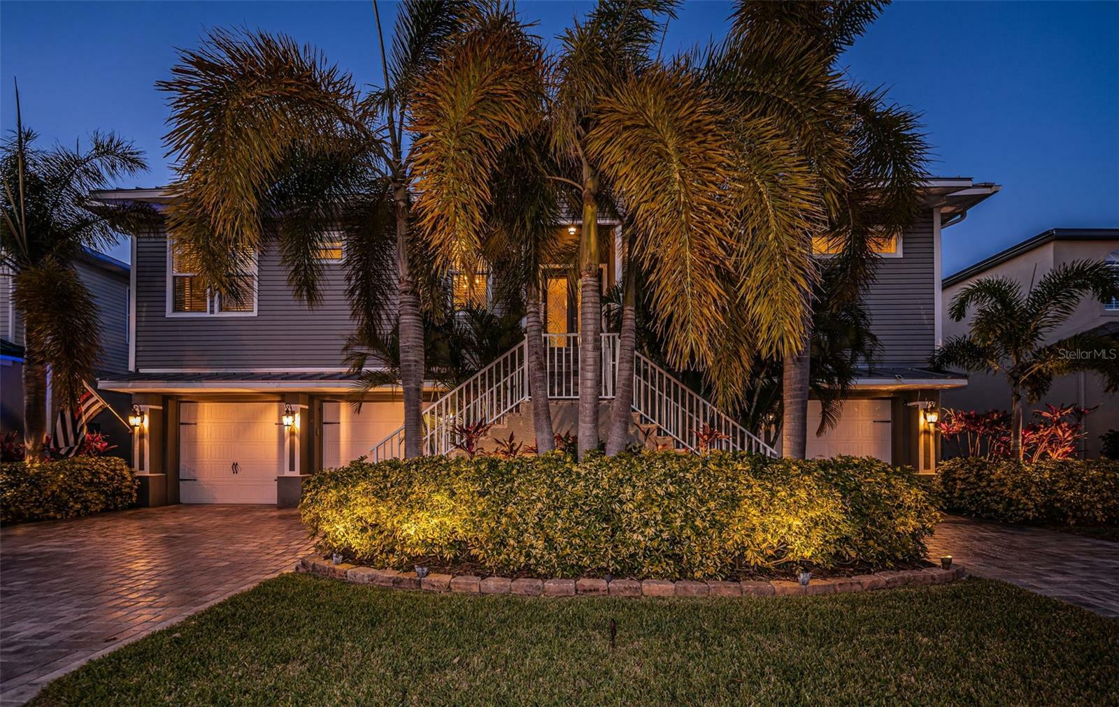 Property Photo: 315 Manatee Lane FL 34689