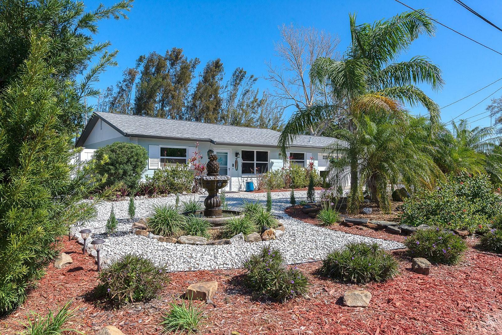 Property Photo:  201 79th Avenue NE  FL 33702 