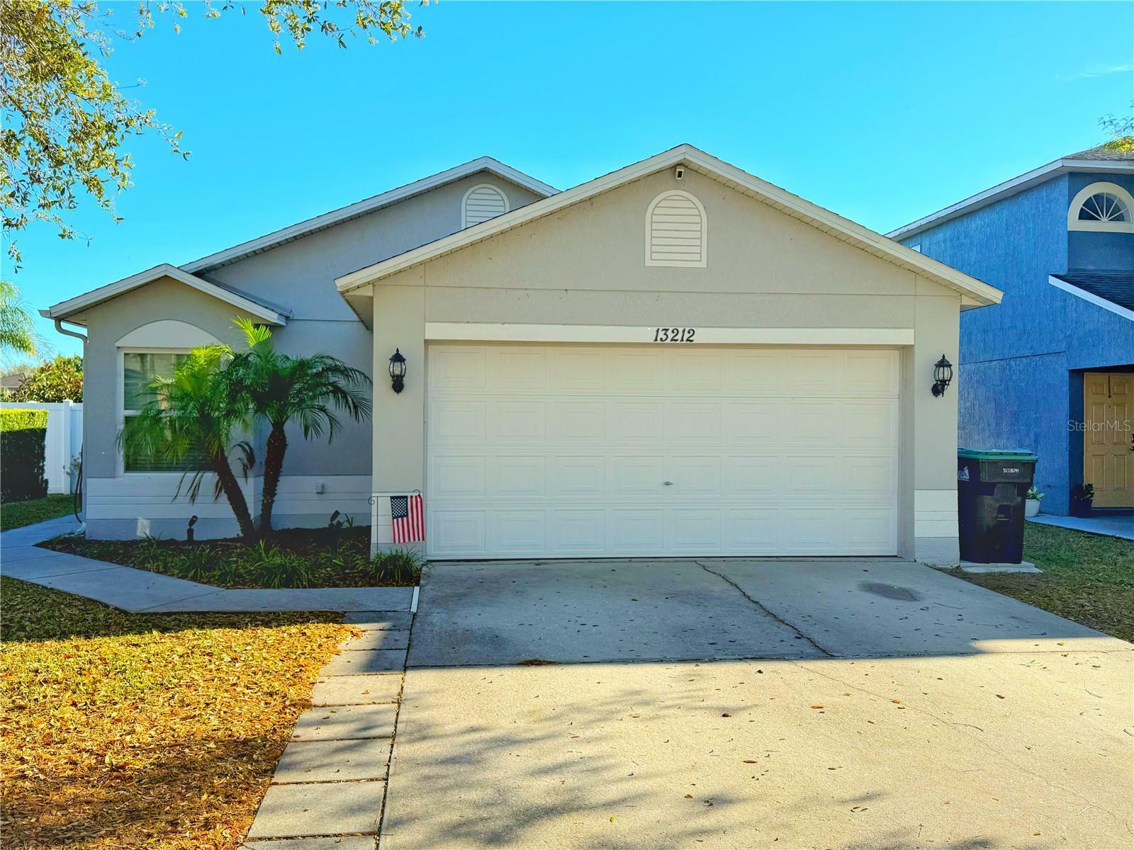 Property Photo:  13212 Briar Forest Court  FL 32828 