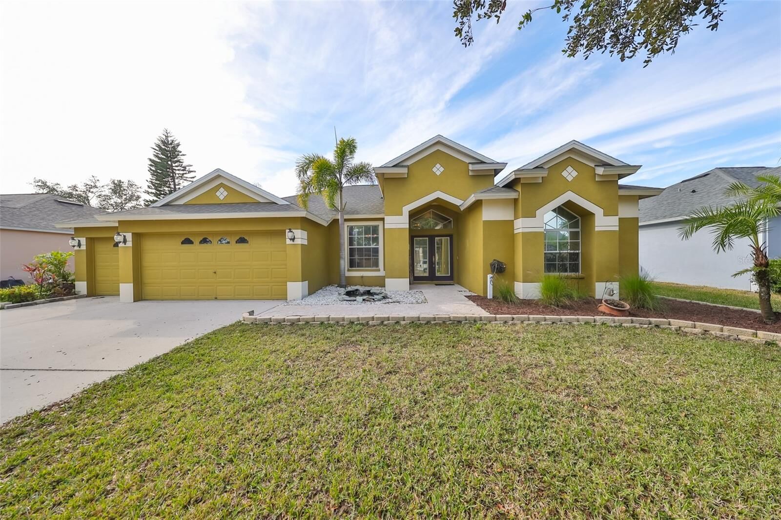Property Photo: 9415 Sayre Street FL 33569