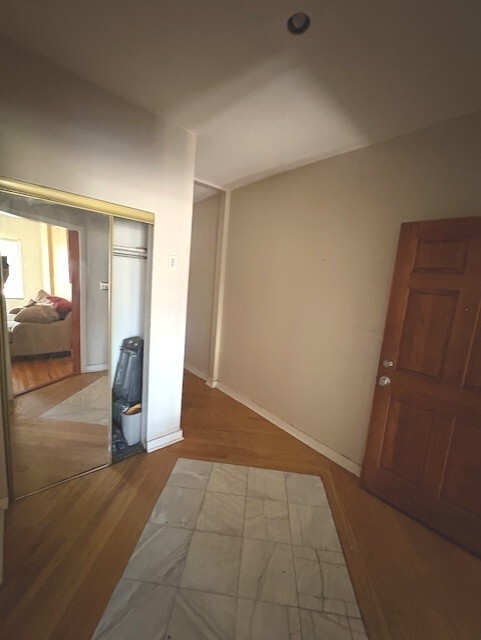 Property Photo:  1521 E 68th Street 1  IL 60637 