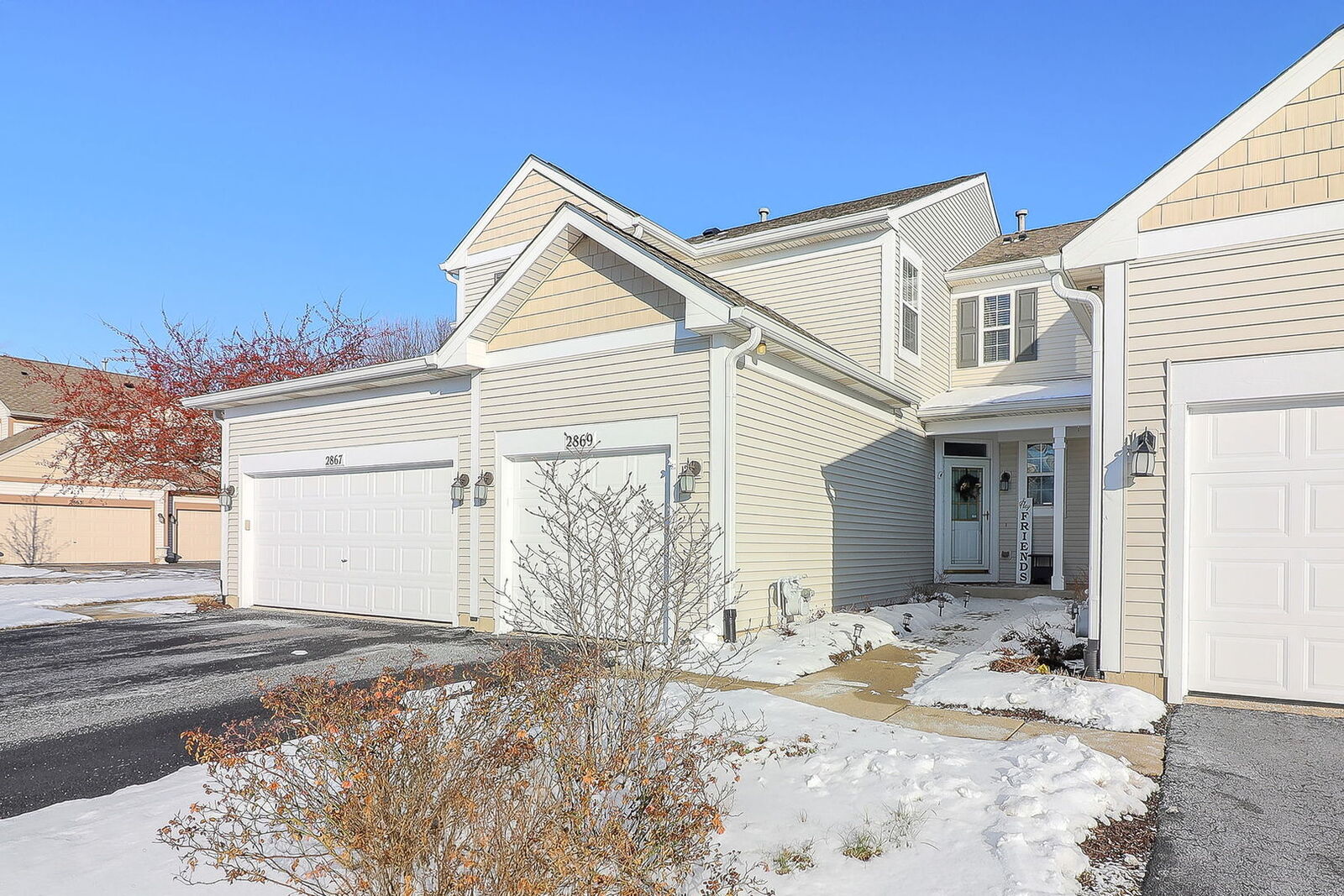 Property Photo:  2869 Gypsum Circle  IL 60564 